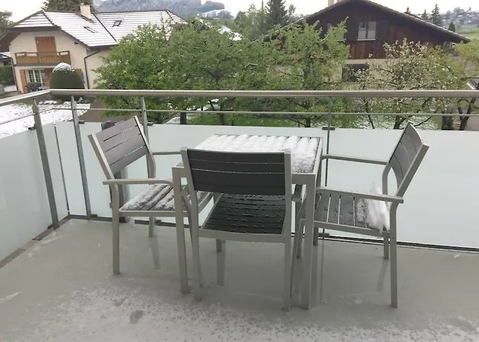 Modern Little Gem Close To Lake Thun